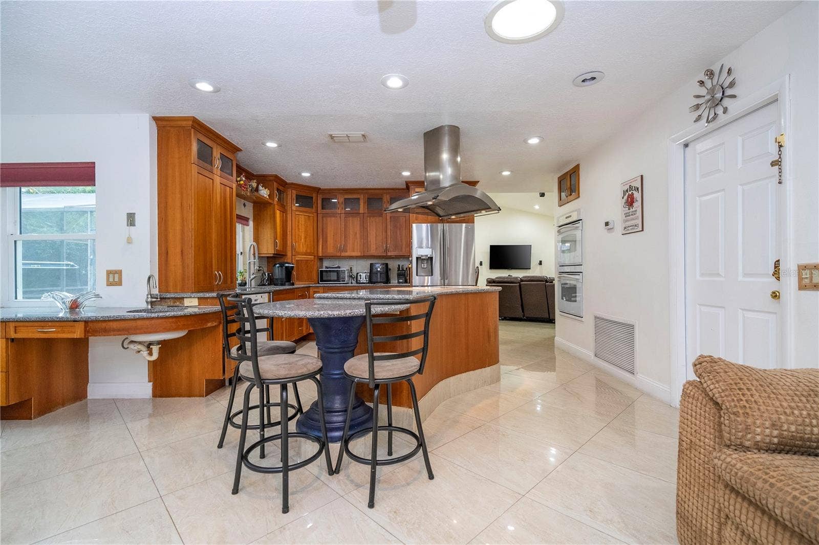 6013 CRYSTAL VIEW DRIVE, Orlando, FL 32819 6013 CRYSTAL VIEW DRIVE, Orlando, FL 32819