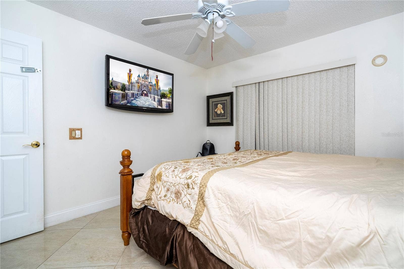 6013 CRYSTAL VIEW DRIVE, Orlando, FL 32819 6013 CRYSTAL VIEW DRIVE, Orlando, FL 32819