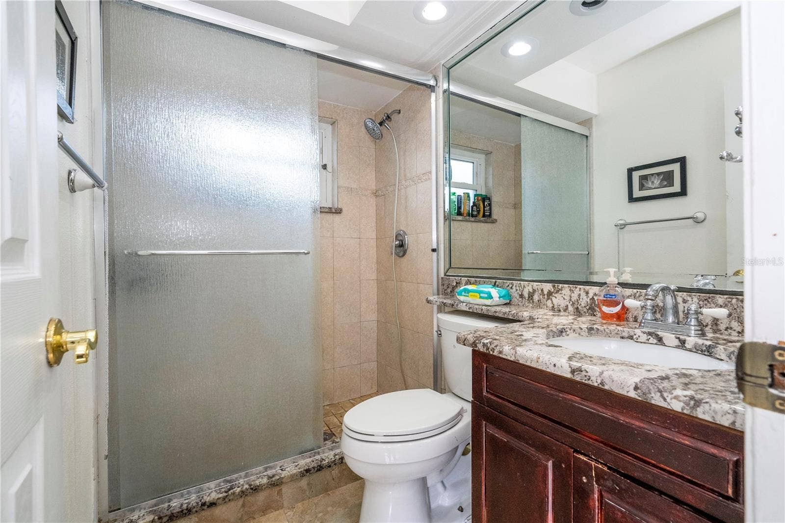6013 CRYSTAL VIEW DRIVE, Orlando, FL 32819 6013 CRYSTAL VIEW DRIVE, Orlando, FL 32819