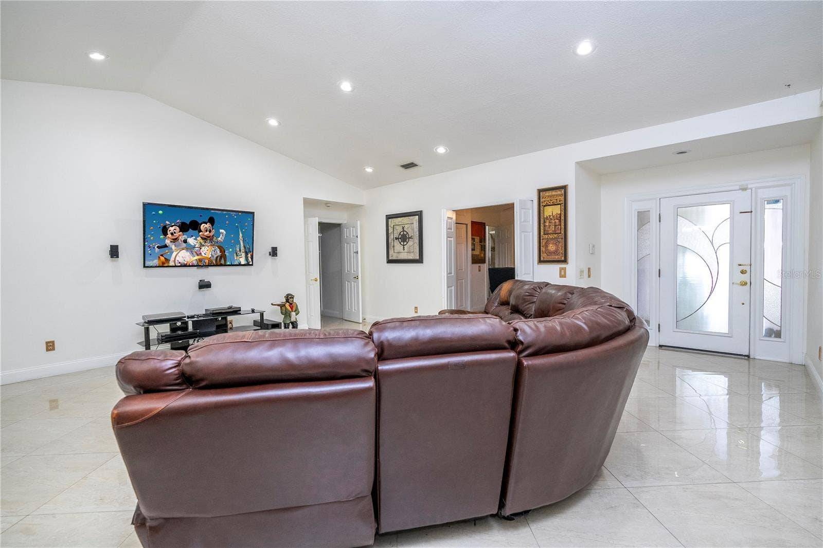 6013 CRYSTAL VIEW DRIVE, Orlando, FL 32819 6013 CRYSTAL VIEW DRIVE, Orlando, FL 32819
