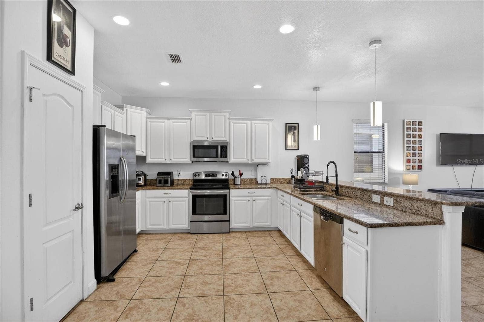 9107 EL CARO LANE, Davenport, FL 33896 9107 EL CARO LANE, Davenport, FL 33896