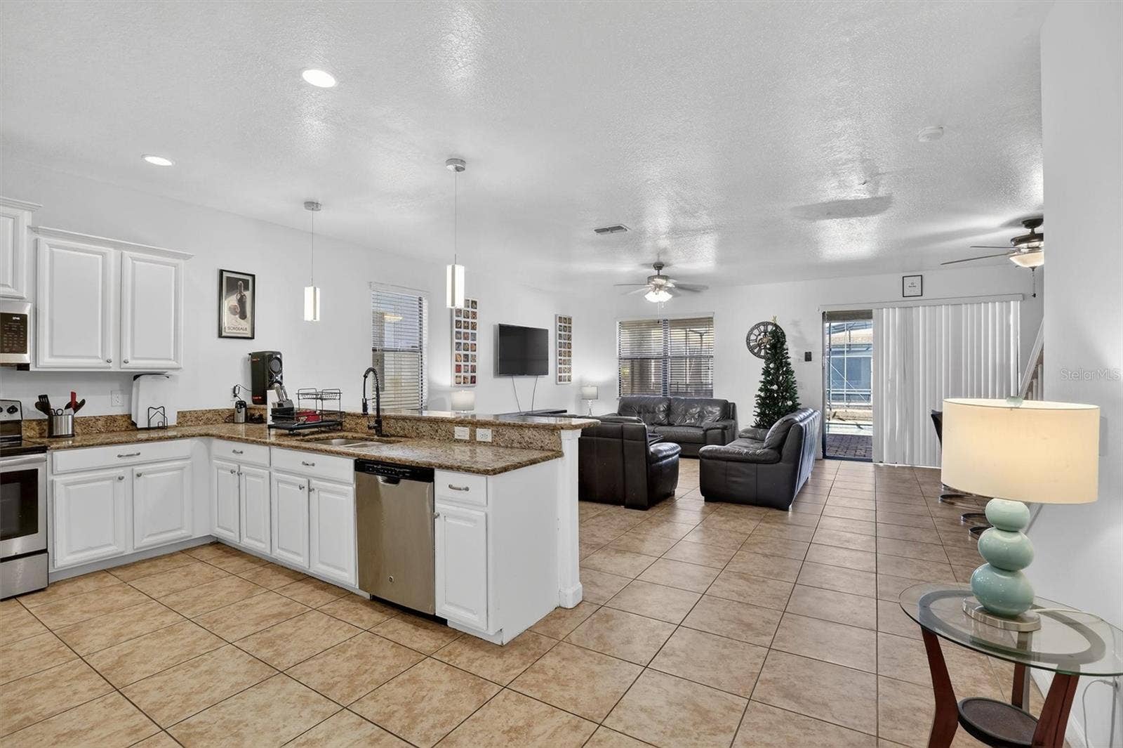 9107 EL CARO LANE, Davenport, FL 33896 9107 EL CARO LANE, Davenport, FL 33896