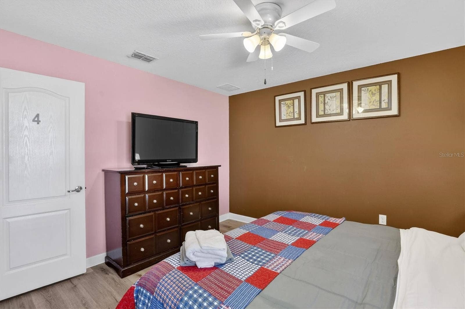 9107 EL CARO LANE, Davenport, FL 33896 9107 EL CARO LANE, Davenport, FL 33896