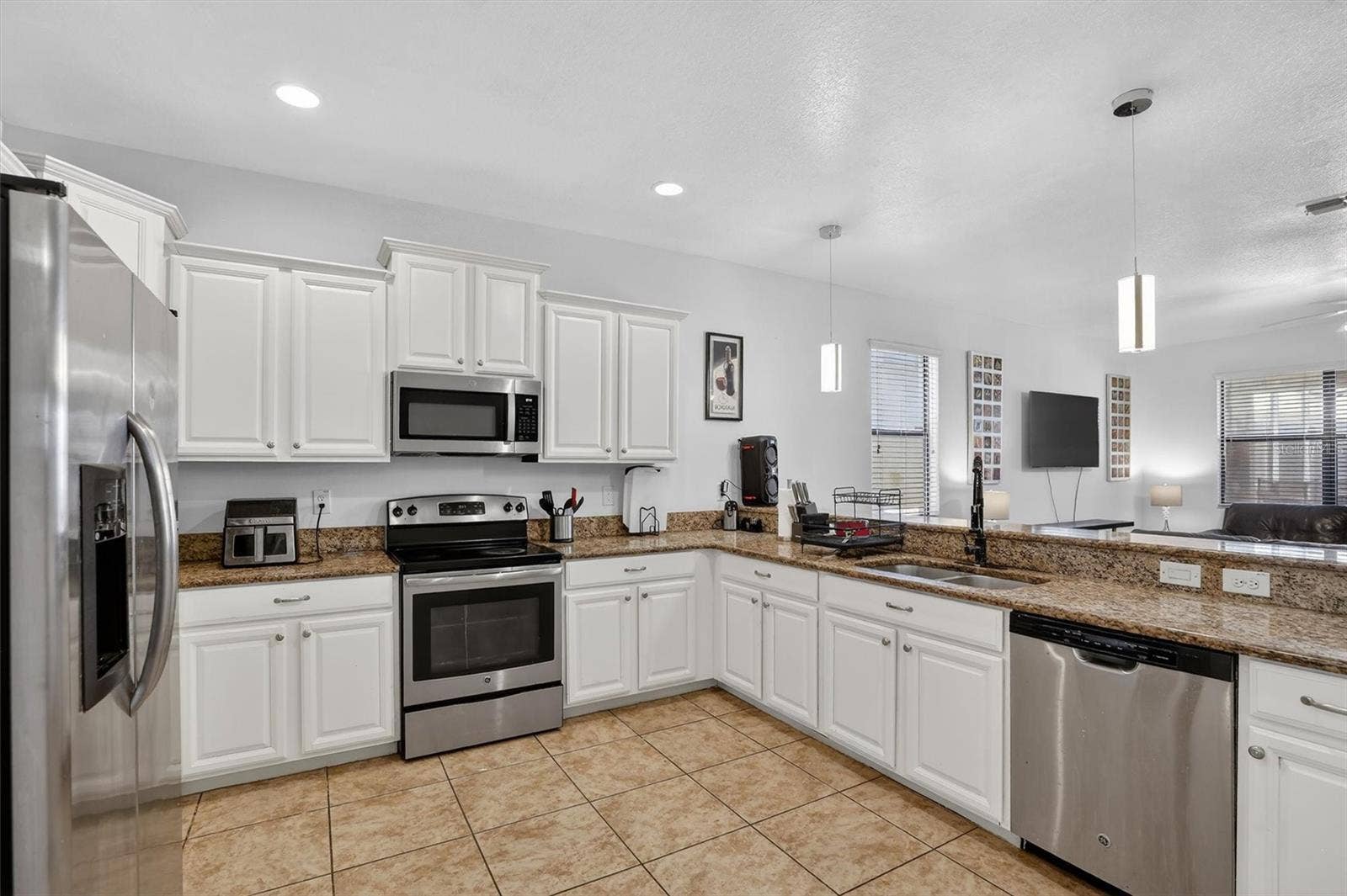 9107 EL CARO LANE, Davenport, FL 33896 9107 EL CARO LANE, Davenport, FL 33896