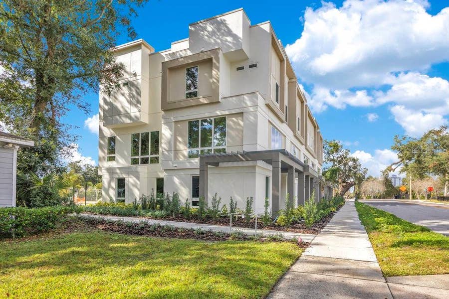 Property photo for 1010 E ROBINSON STREET, Orlando, FL