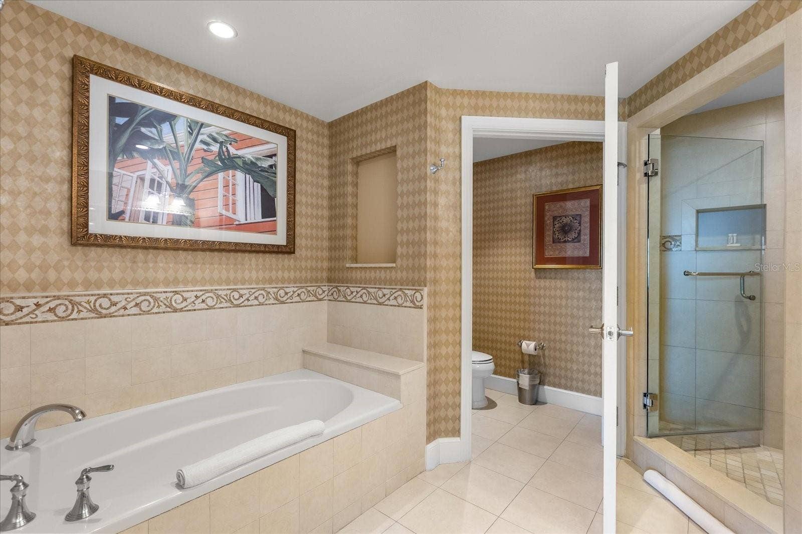 7593 GATHERING DRIVE, #1005, Reunion, FL 34747 7593 GATHERING DRIVE, #1005, Reunion, FL 34747