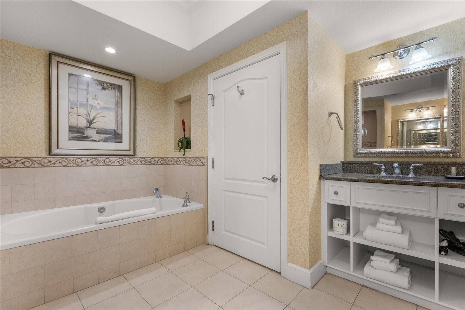 7593 GATHERING DRIVE, #1005, Reunion, FL 34747 7593 GATHERING DRIVE, #1005, Reunion, FL 34747