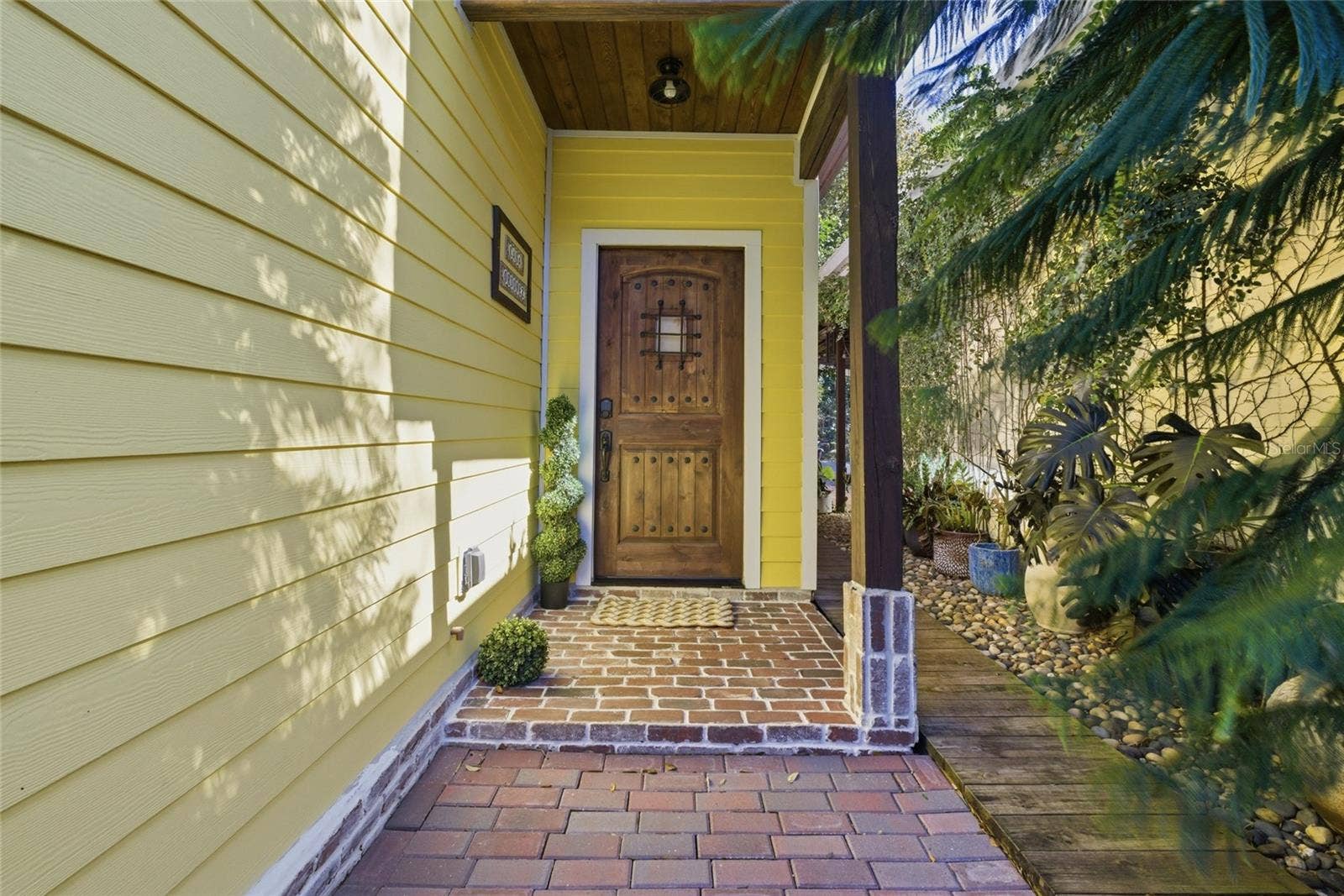 1927 ELAND AVENUE, Winter Park, FL 32789 Guest House - Private Entrance