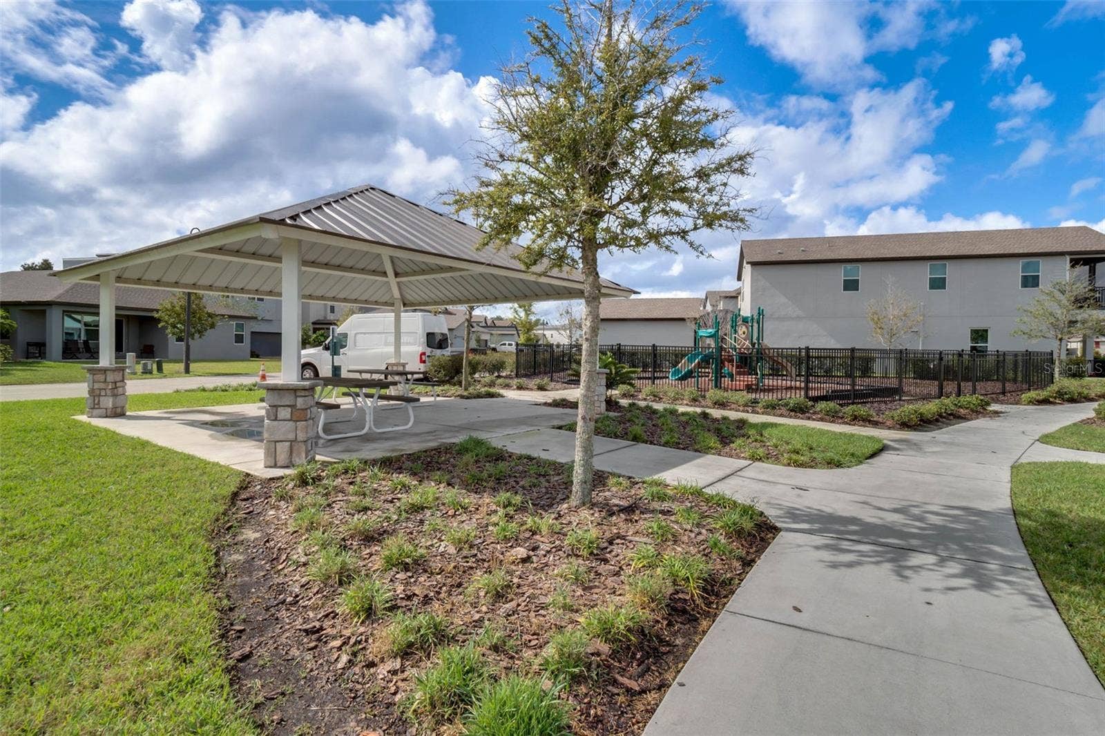 2259 WHITE FEATHER LOOP, Oakland, FL 34787