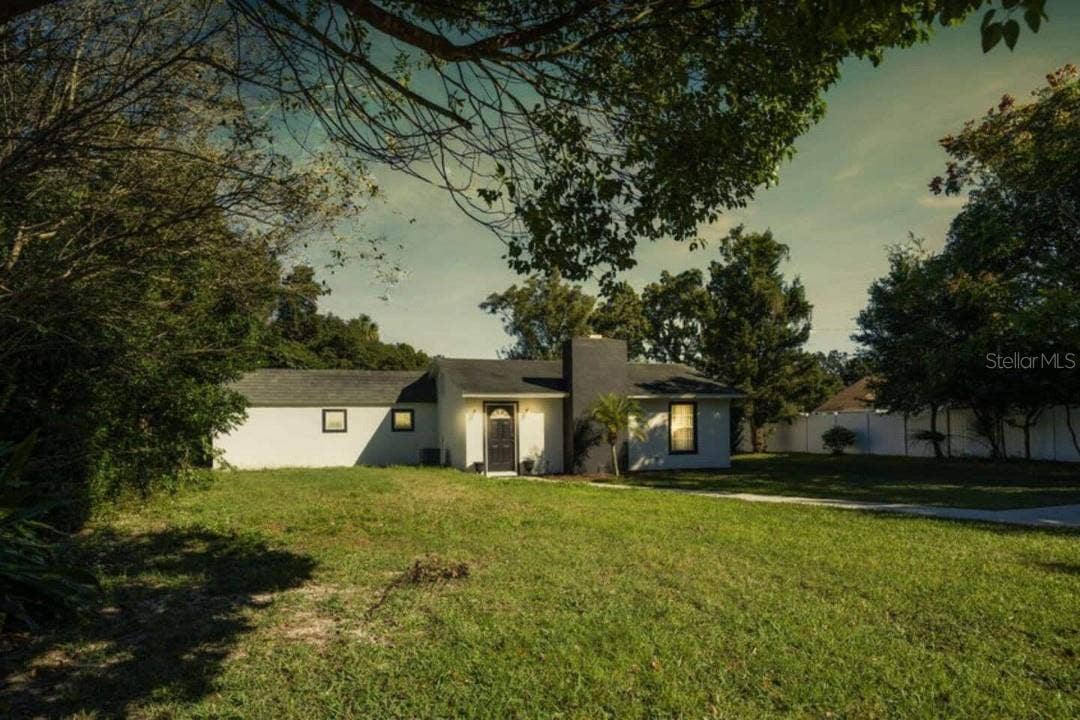 2301 CARLTON DRIVE, Orlando, FL 32806