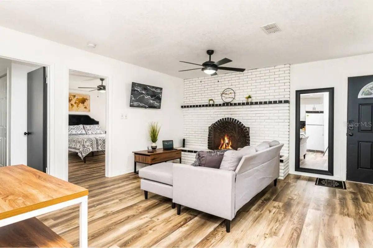 2301 CARLTON DRIVE, Orlando, FL 32806