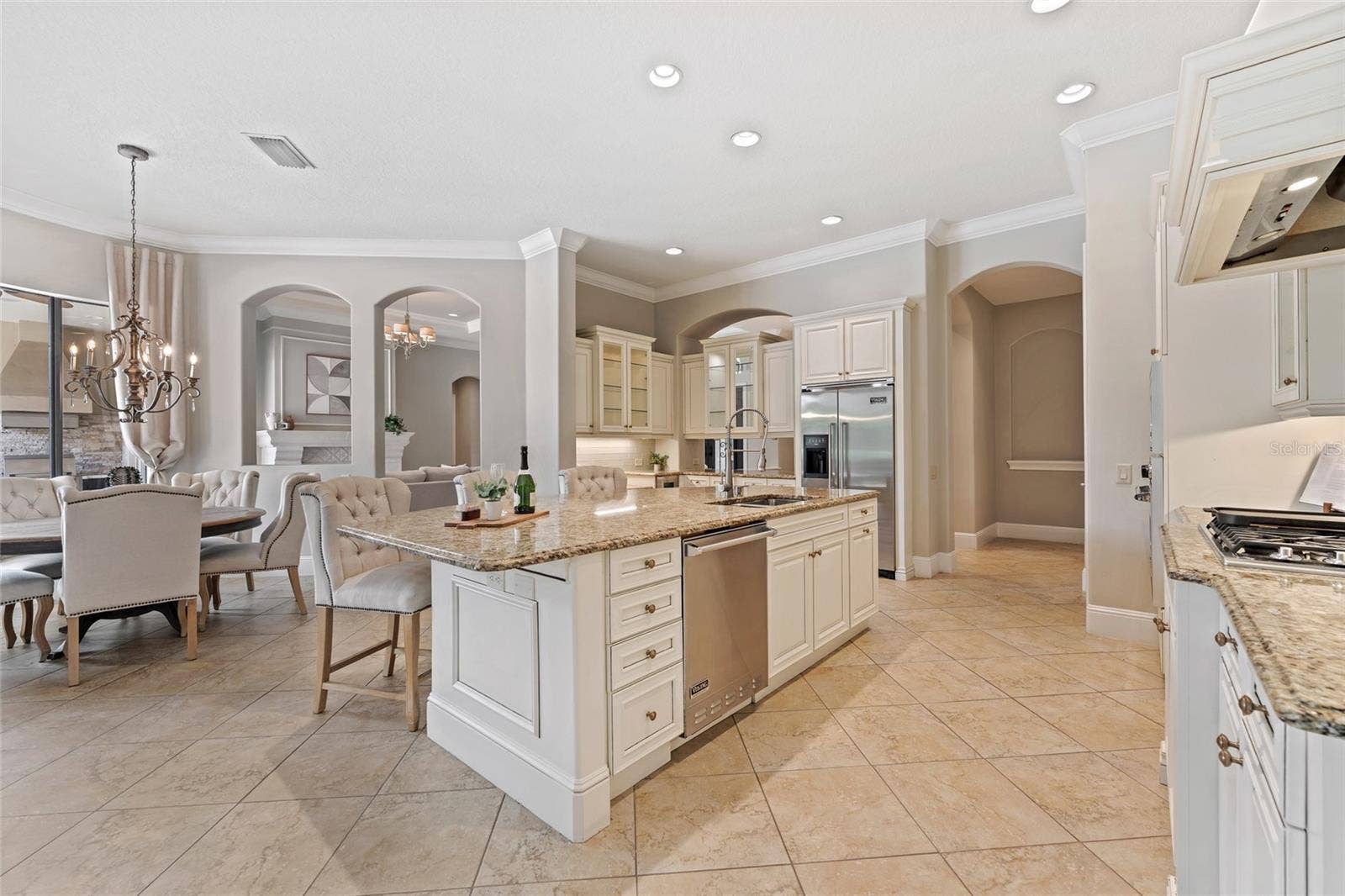 6560 LAKE BURDEN VIEW DRIVE, Windermere, FL 34786 6560 LAKE BURDEN VIEW DRIVE, Windermere, FL 34786