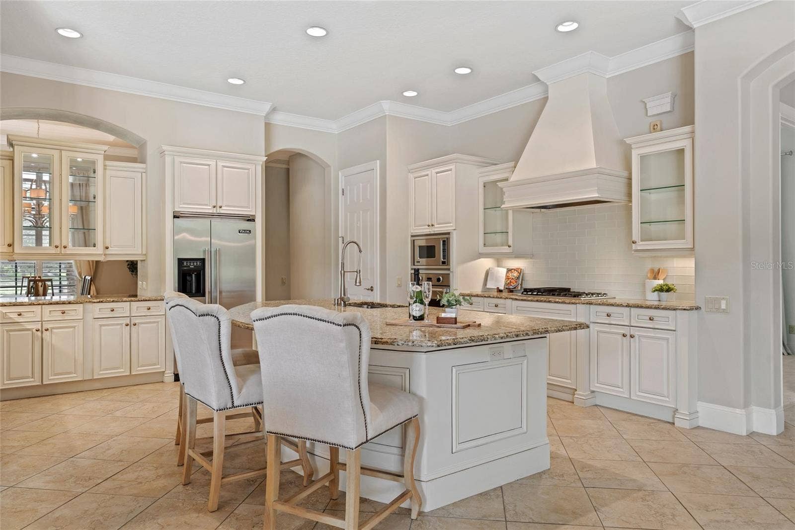 6560 LAKE BURDEN VIEW DRIVE, Windermere, FL 34786 6560 LAKE BURDEN VIEW DRIVE, Windermere, FL 34786