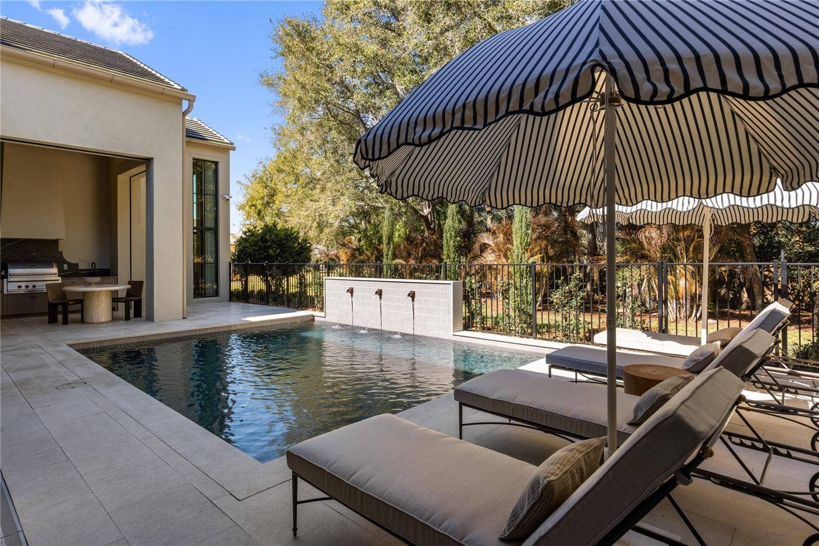 9323 GLADYS GARDEN COURT, Windermere, FL 34786 9323 GLADYS GARDEN COURT, Windermere, FL 34786