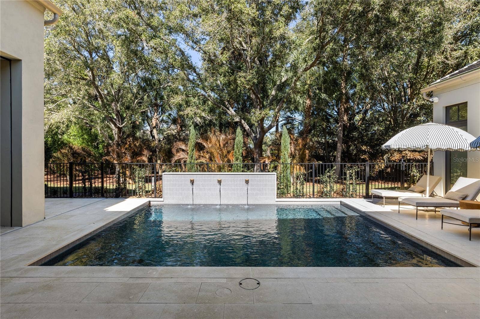 9323 GLADYS GARDEN COURT, Windermere, FL 34786 9323 GLADYS GARDEN COURT, Windermere, FL 34786