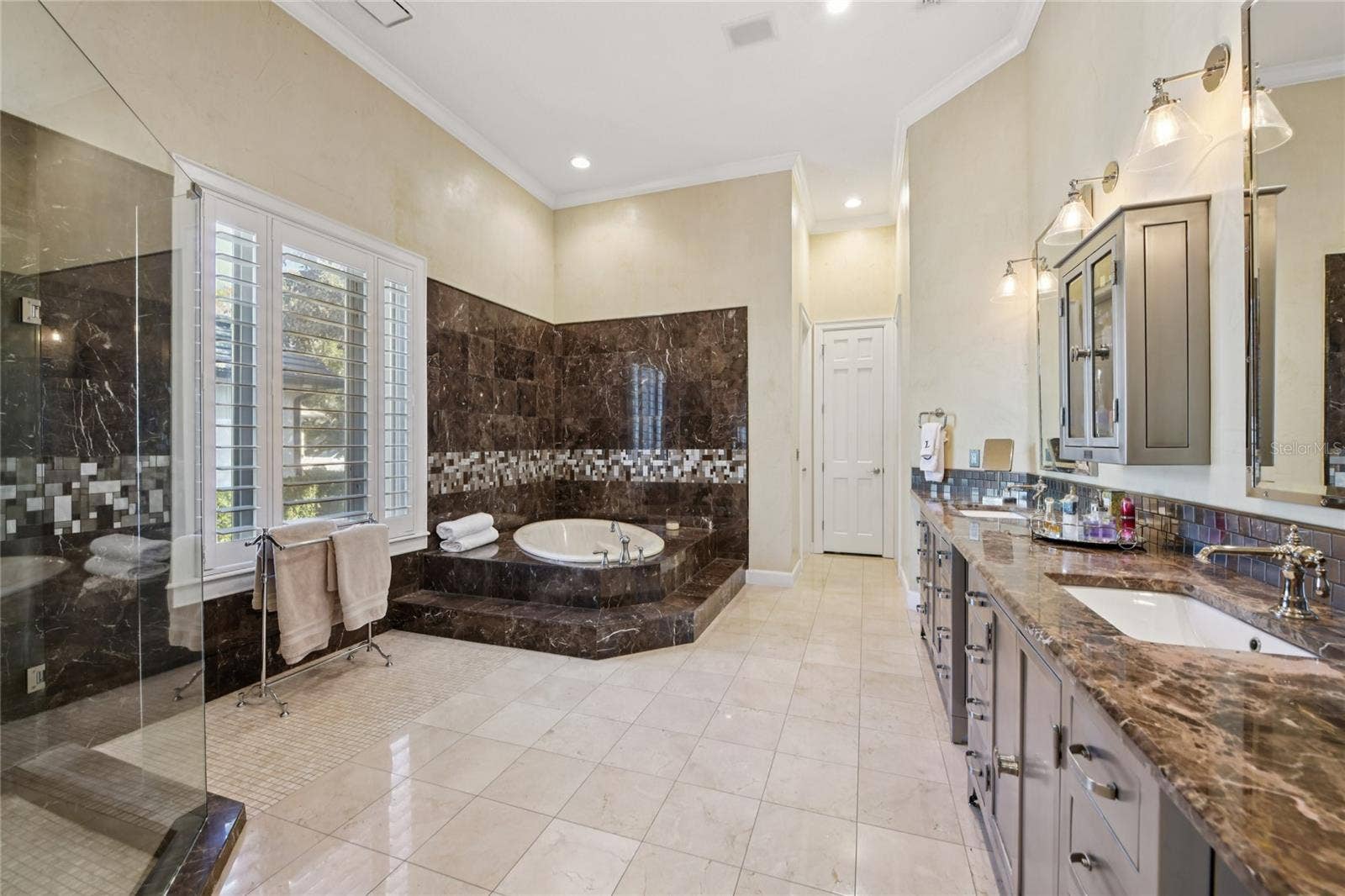 5145 LATROBE DRIVE, Windermere, FL 34786 5145 LATROBE DRIVE, Windermere, FL 34786