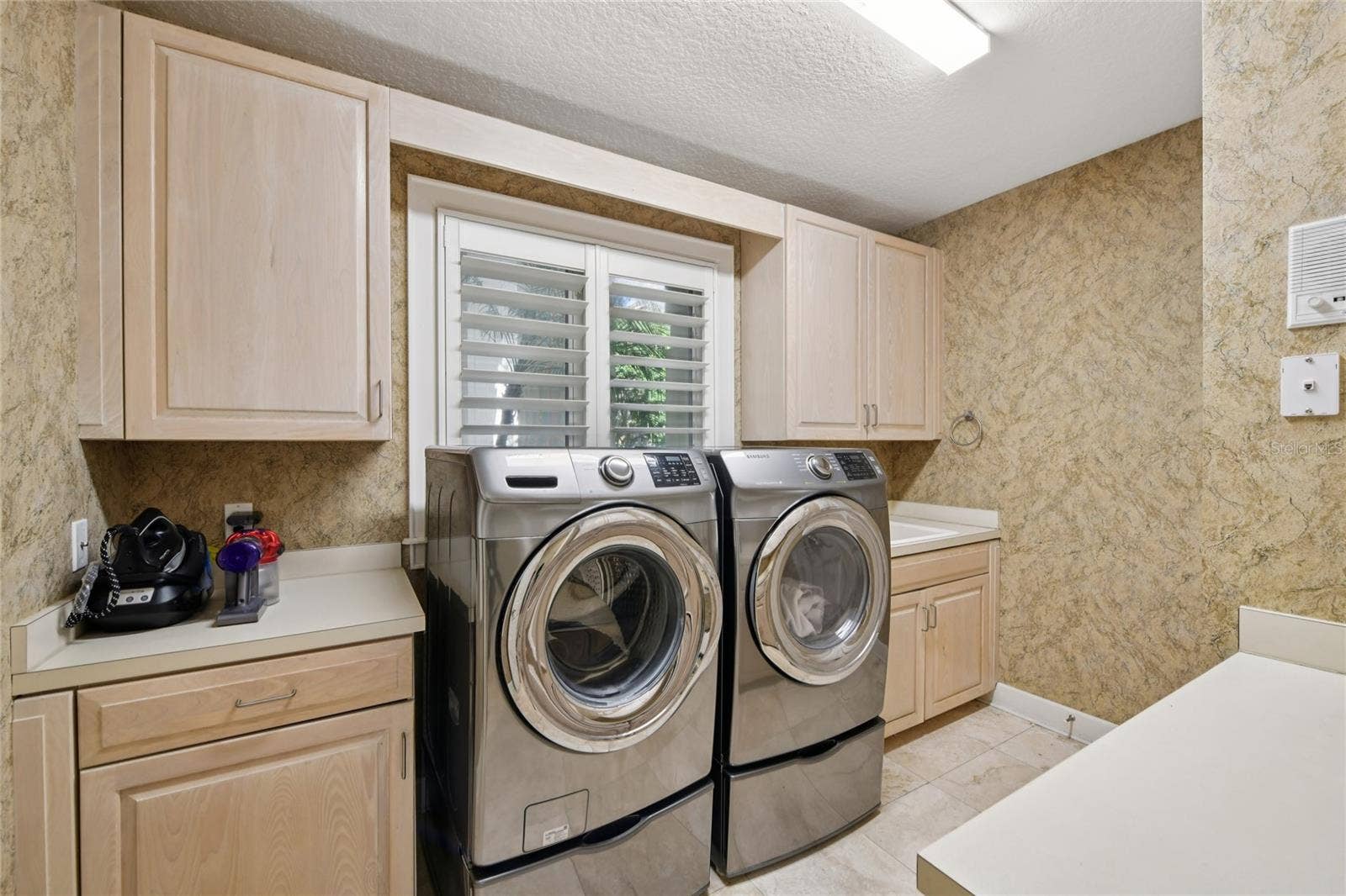 5145 LATROBE DRIVE, Windermere, FL 34786 5145 LATROBE DRIVE, Windermere, FL 34786