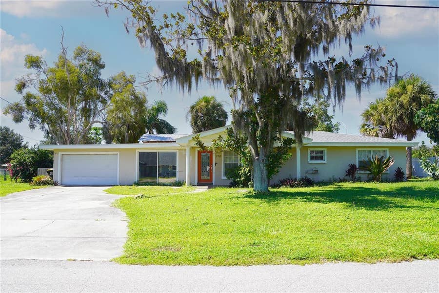 Property photo for 113 CITRUS DRIVE, Winter Haven, FL
