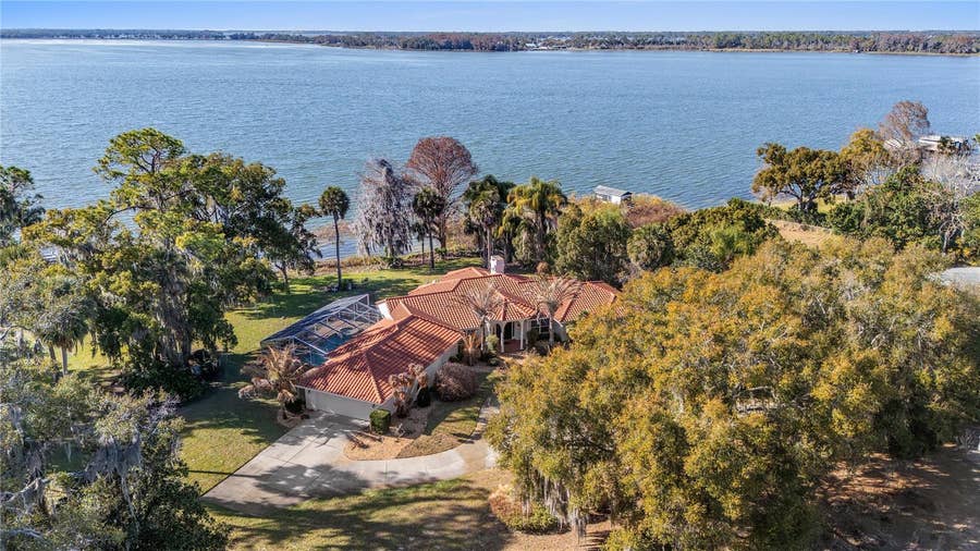 Property photo for 6136 DORA DRIVE, Mount Dora, FL