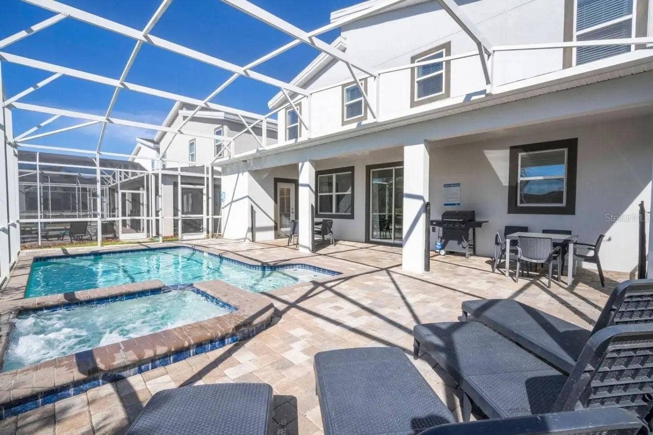 8836 CRUDEN BAY COURT, Davenport, FL 33896 8836 CRUDEN BAY COURT, Davenport, FL 33896