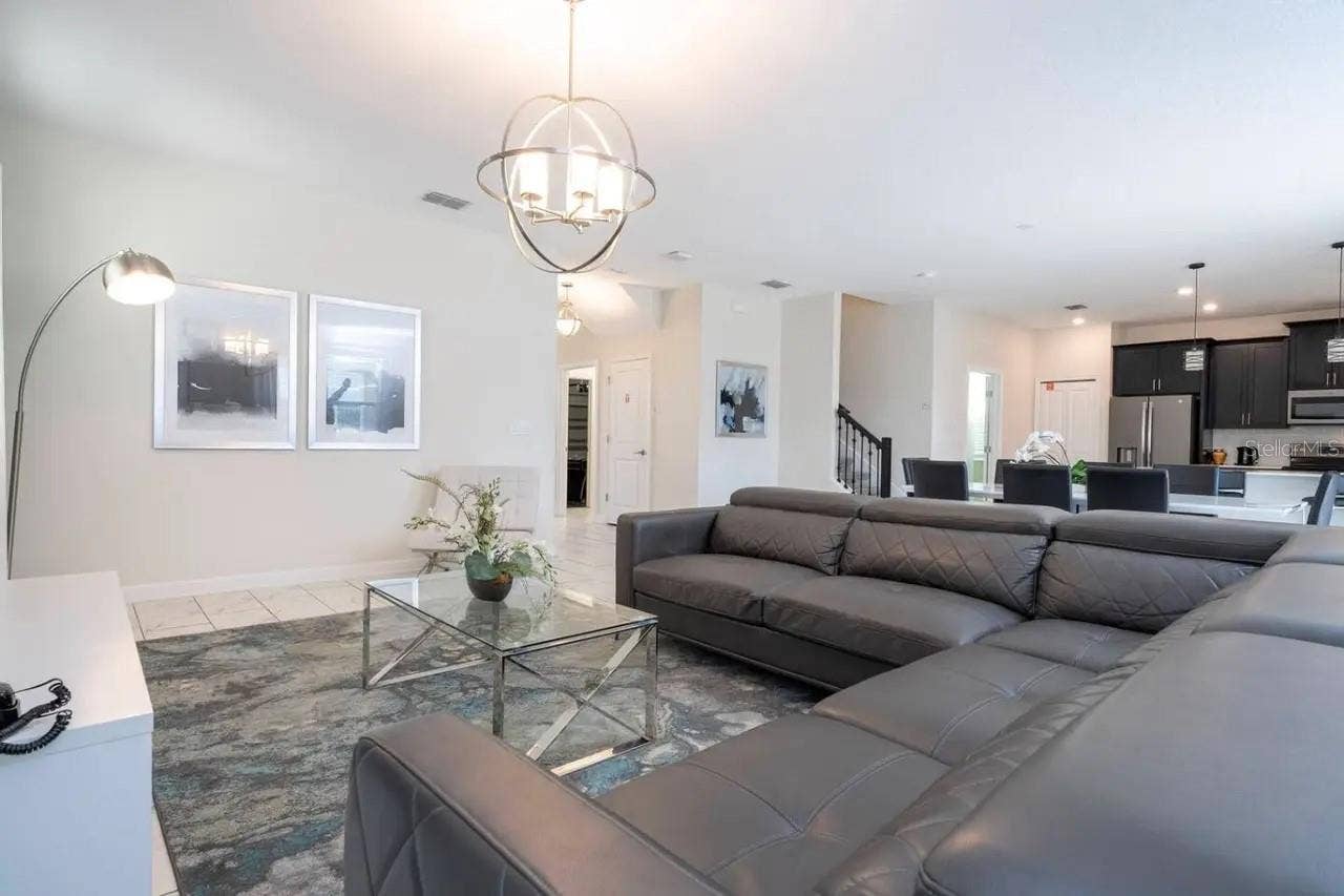 8836 CRUDEN BAY COURT, Davenport, FL 33896 8836 CRUDEN BAY COURT, Davenport, FL 33896