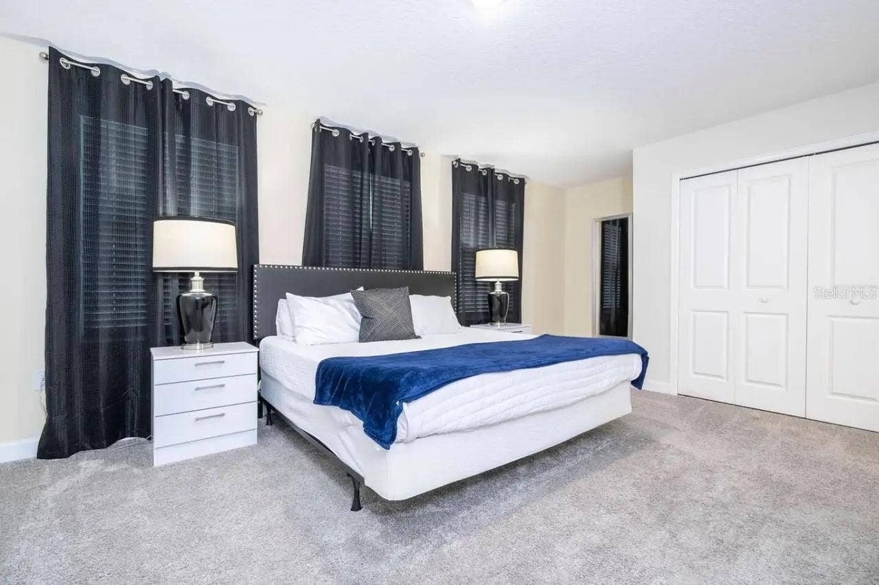 8836 CRUDEN BAY COURT, Davenport, FL 33896 8836 CRUDEN BAY COURT, Davenport, FL 33896