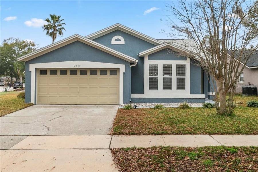 Property photo for 2435 LAKE JACKSON CIRCLE, Apopka, FL