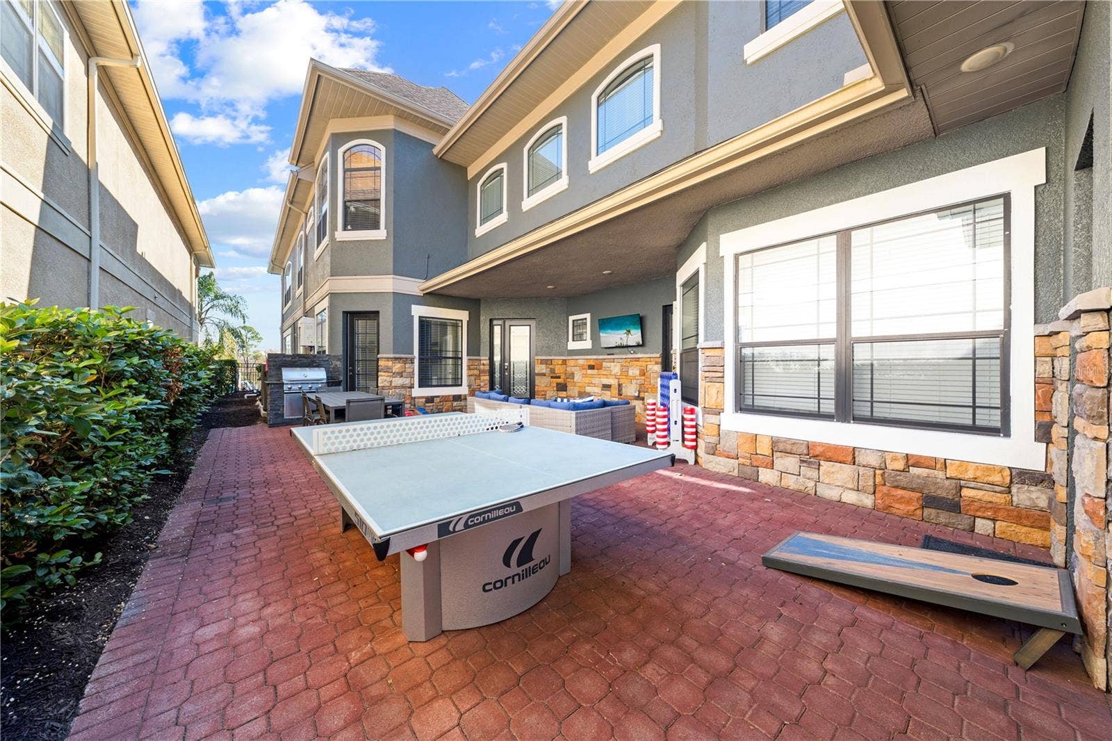 785 GOLDEN BEAR DRIVE, Reunion, FL 34747 courtyard