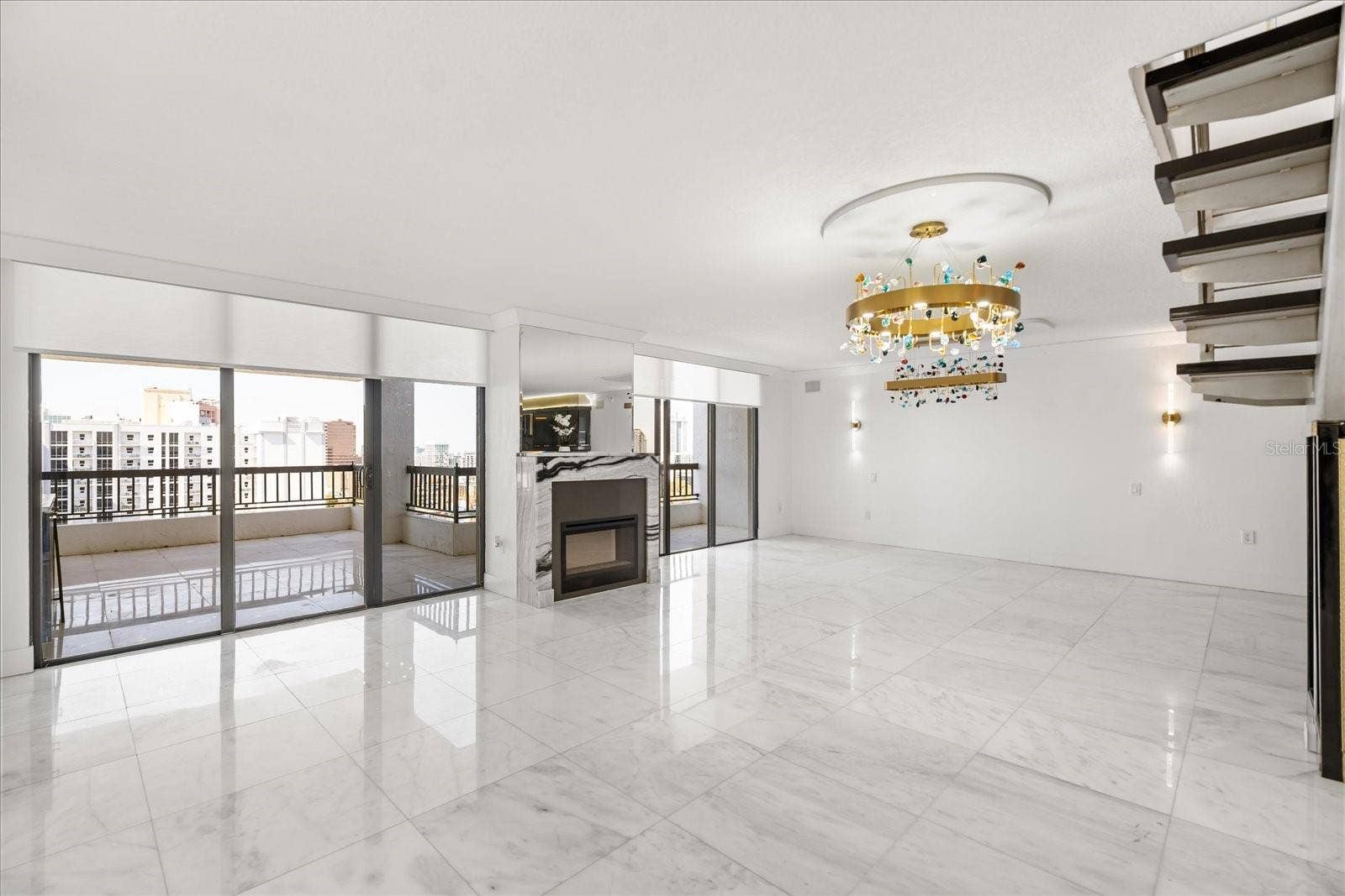 530 E CENTRAL BLVD, #1901, Orlando, FL 32801 530 E CENTRAL BLVD, #1901, Orlando, FL 32801