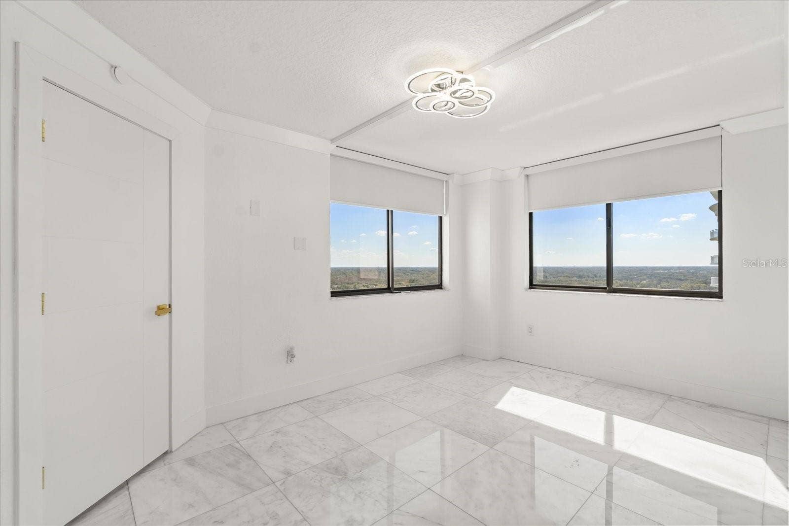 530 E CENTRAL BLVD, #1901, Orlando, FL 32801 530 E CENTRAL BLVD, #1901, Orlando, FL 32801