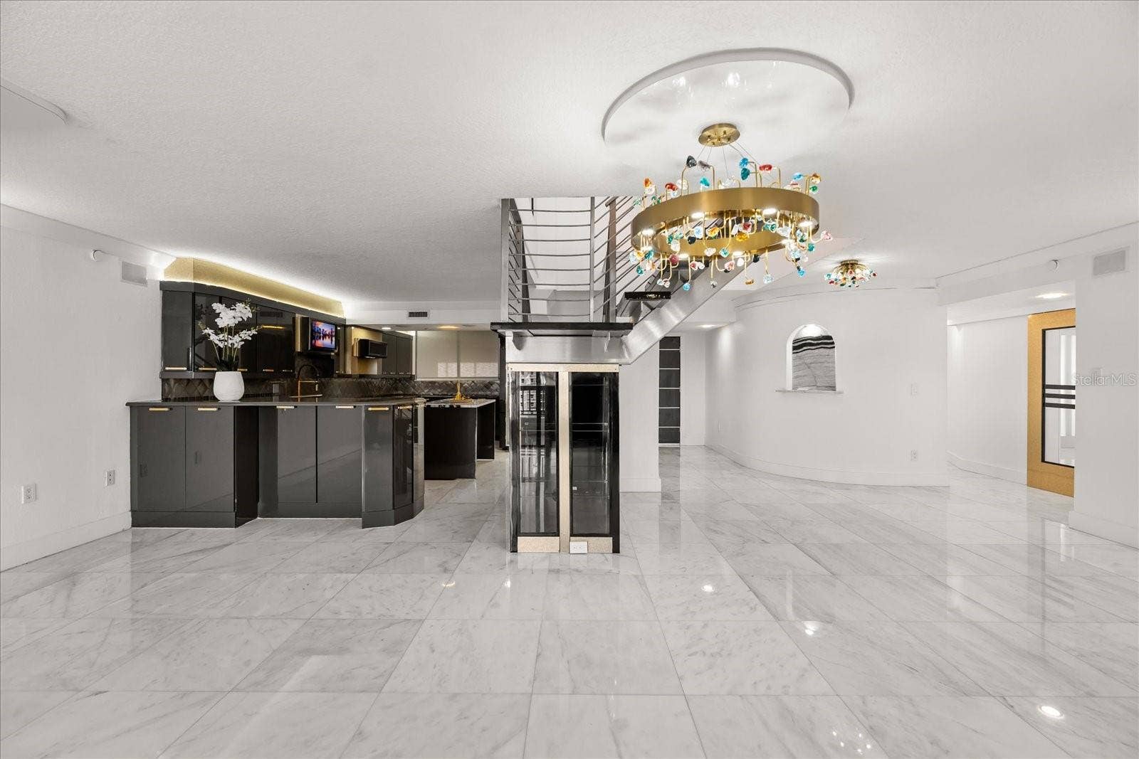 530 E CENTRAL BLVD, #1901, Orlando, FL 32801 530 E CENTRAL BLVD, #1901, Orlando, FL 32801