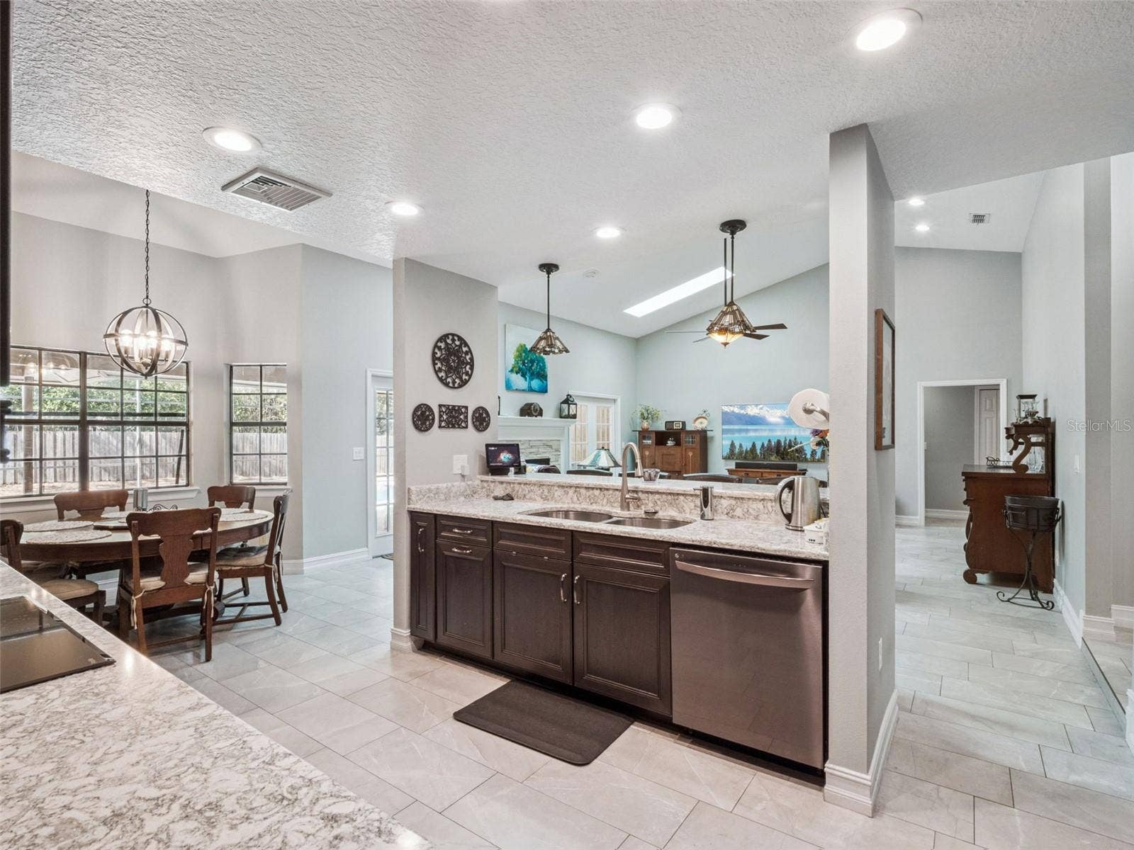 5314 SHADYWOOD LANE, Orlando, FL 32819 Renovated Chefs Kitchen