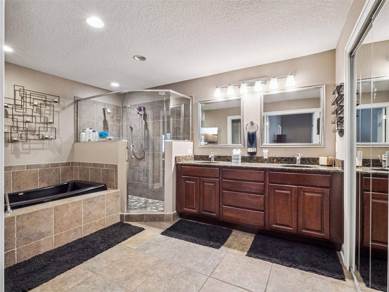 5314 SHADYWOOD LANE, Orlando, FL 32819 Spa-Style Owners Bath