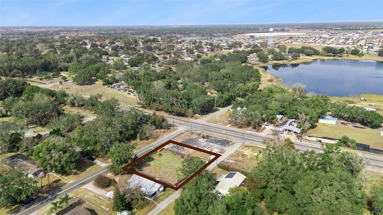 331 W MYERS BOULEVARD, Mascotte, FL 34753 331 W MYERS BOULEVARD, Mascotte, FL 34753