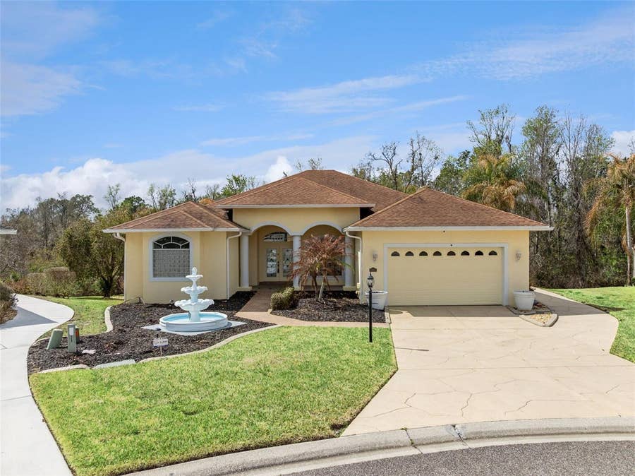 Property photo for 6410 BENDELOW DRIVE, Lakeland, FL