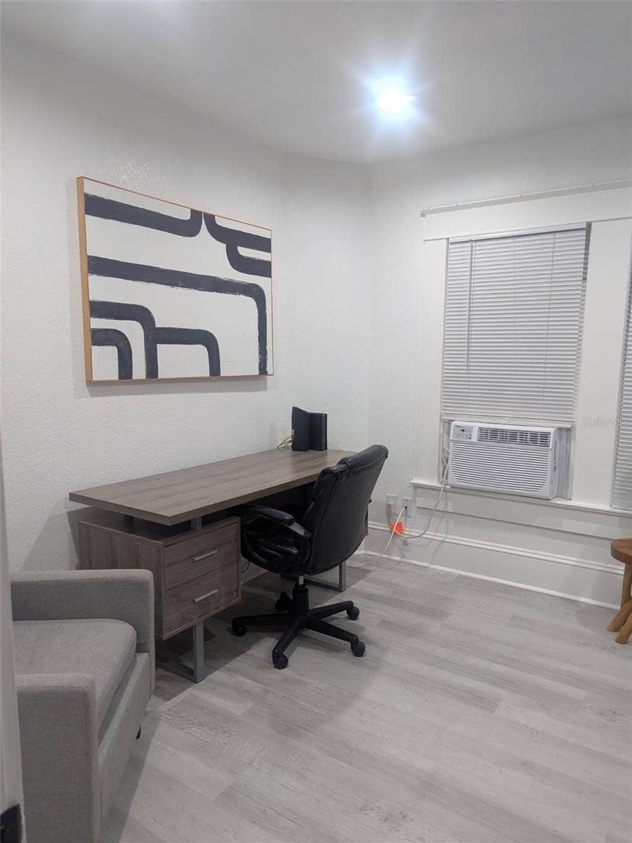 412 E HARWOOD STREET, Orlando, FL 32803 412 E HARWOOD STREET, Orlando, FL 32803