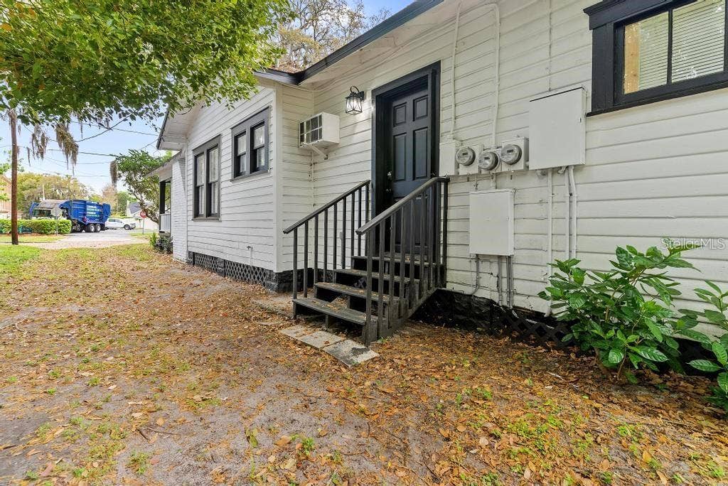 412 E HARWOOD STREET, Orlando, FL 32803 412 E HARWOOD STREET, Orlando, FL 32803