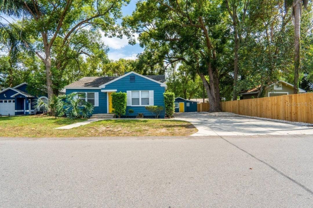 2008 PAGE AVENUE, Orlando, FL 32806 2008 PAGE AVENUE, Orlando, FL 32806