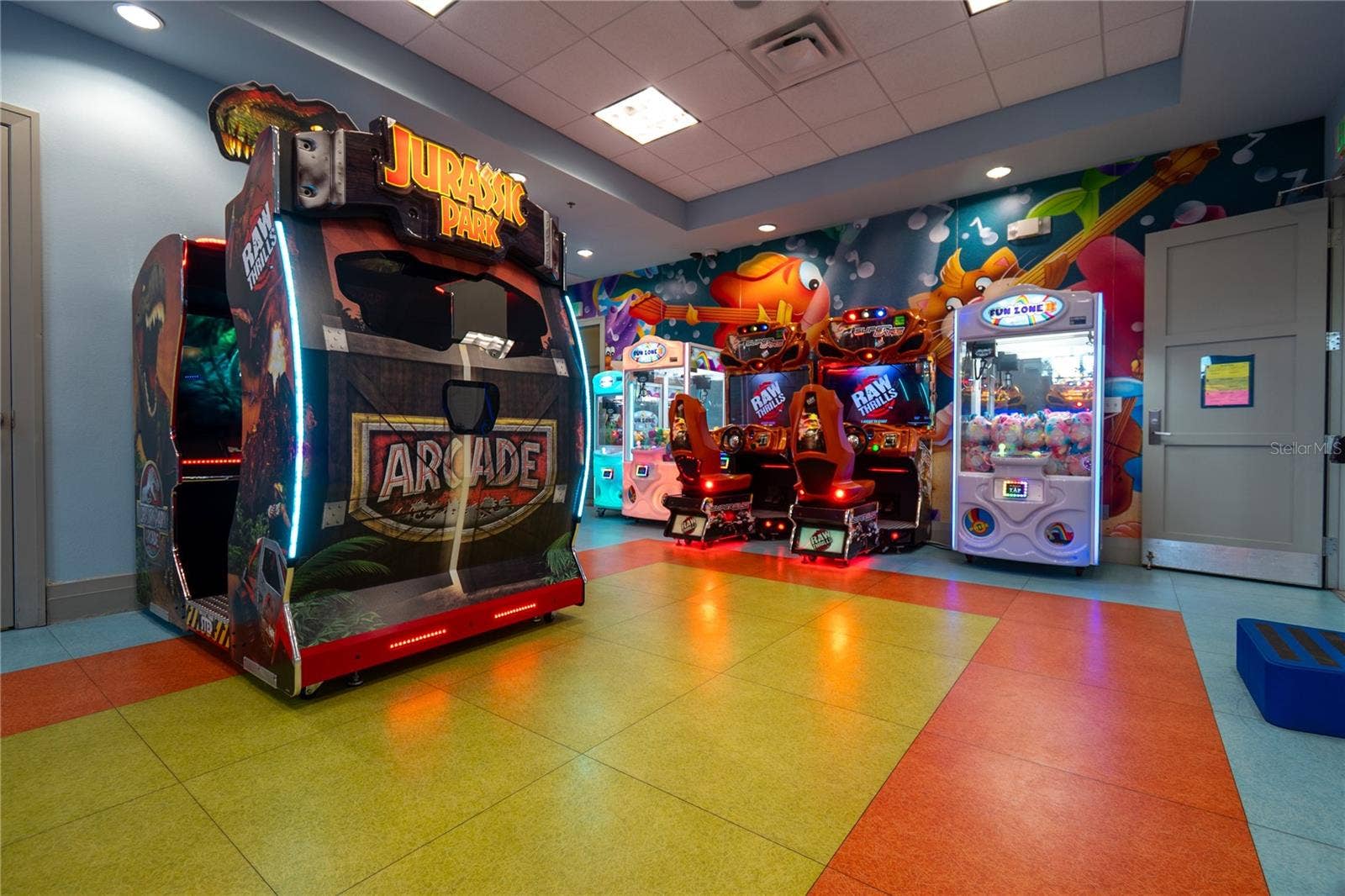 1301 GLENEAGLES LANE, Davenport, FL 33896 Oasis Club Arcade