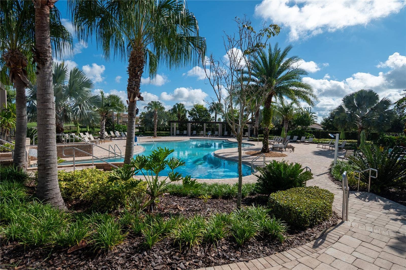 1301 GLENEAGLES LANE, Davenport, FL 33896 The Plaza - lower pool