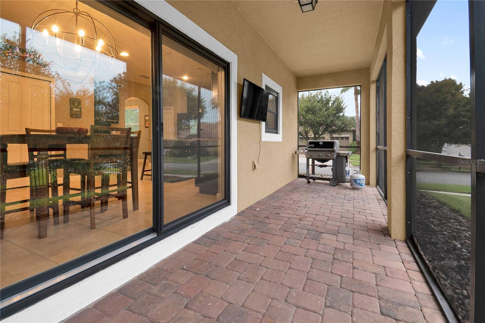 1301 GLENEAGLES LANE, Davenport, FL 33896 Enclosed Patio