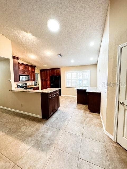 9319 WOODBREEZE BOULEVARD, Windermere, FL 34786 9319 WOODBREEZE BOULEVARD, Windermere, FL 34786