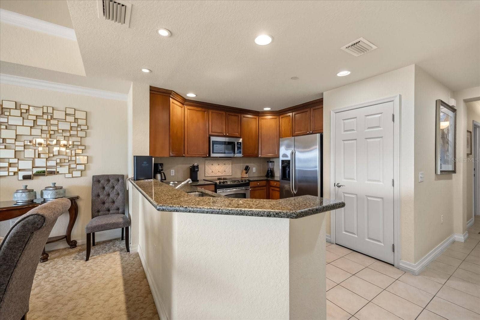 1114 SUNSET VIEW CIRCLE, #402, Reunion, FL 34747 1114 SUNSET VIEW CIRCLE, #402, Reunion, FL 34747