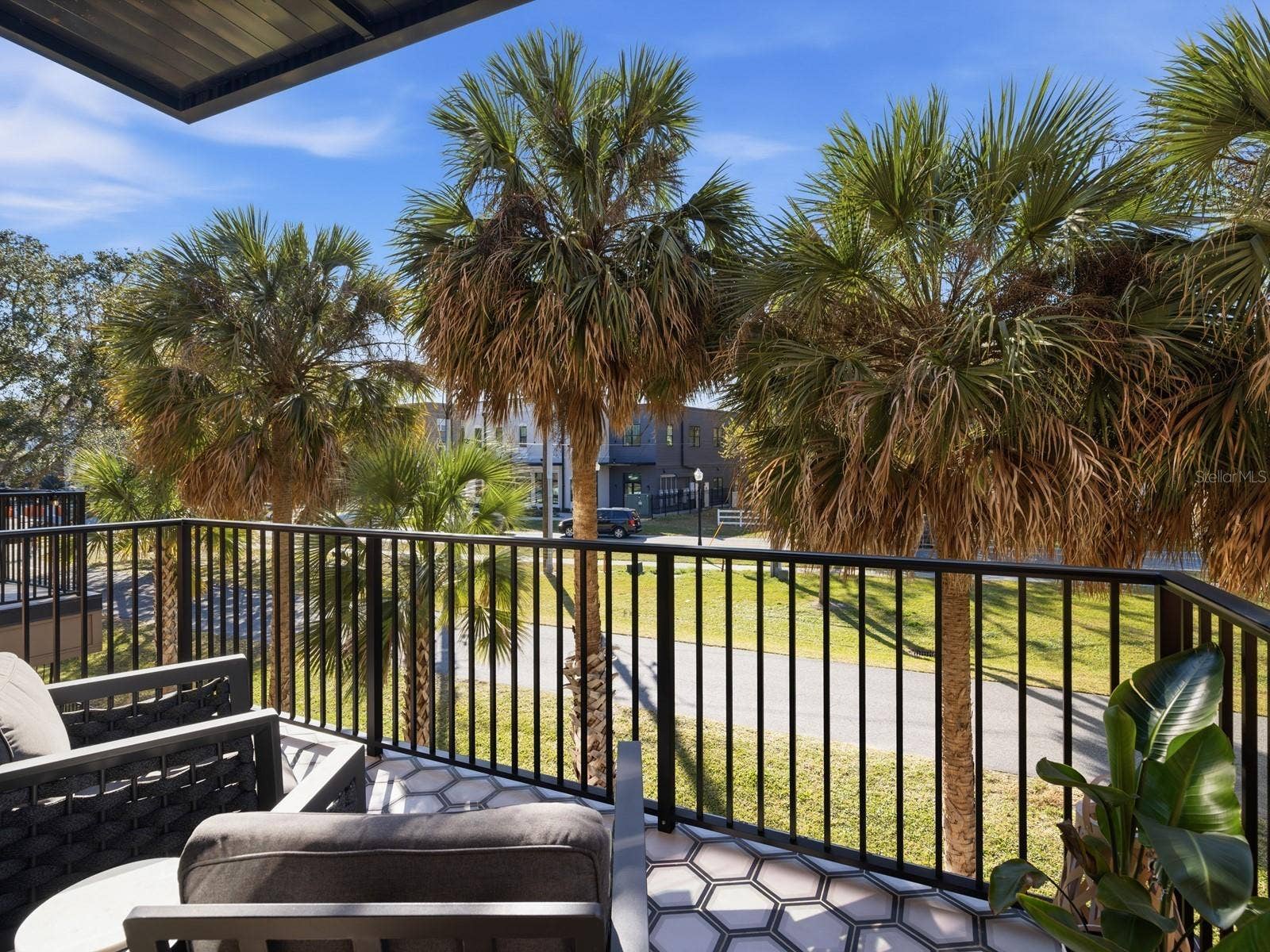 64 N PARK AVENUE, Winter Garden, FL 34787 64 N PARK AVENUE, Winter Garden, FL 34787
