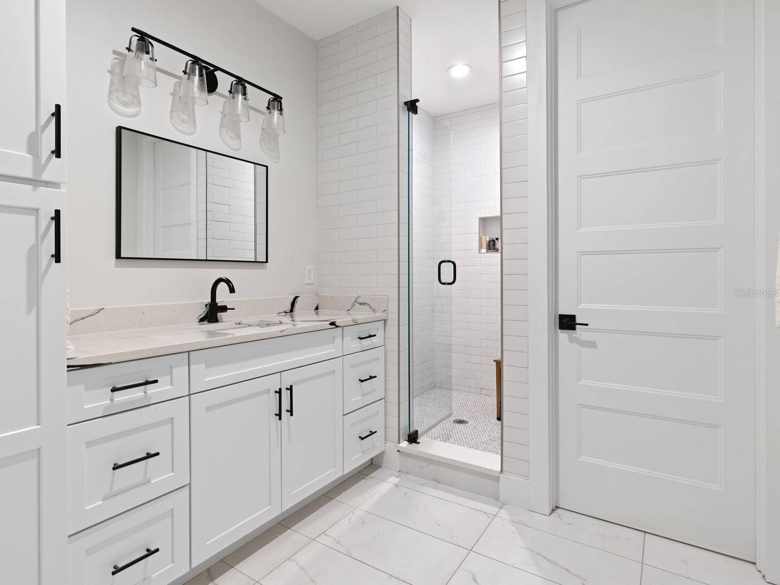 64 N PARK AVENUE, Winter Garden, FL 34787 64 N PARK AVENUE, Winter Garden, FL 34787