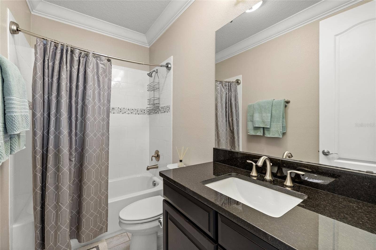 14025 HENCH LANE, Orlando, FL 32827 14025 HENCH LANE, Orlando, FL 32827
