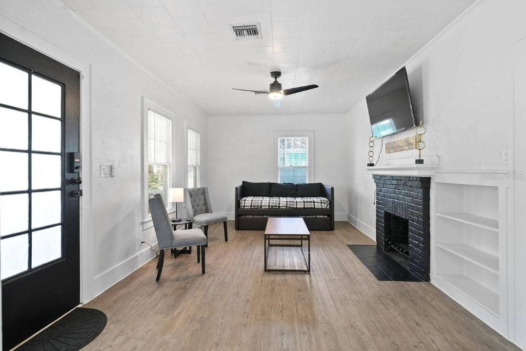 1829 HOLLENBECK DRIVE, Orlando, FL 32806