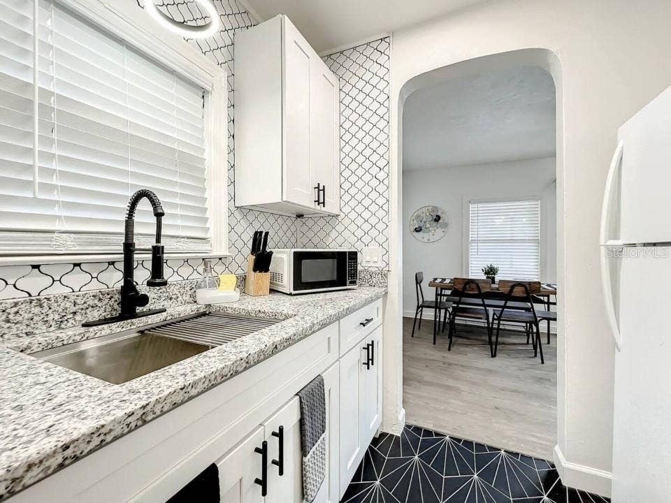 1829 HOLLENBECK DRIVE, Orlando, FL 32806