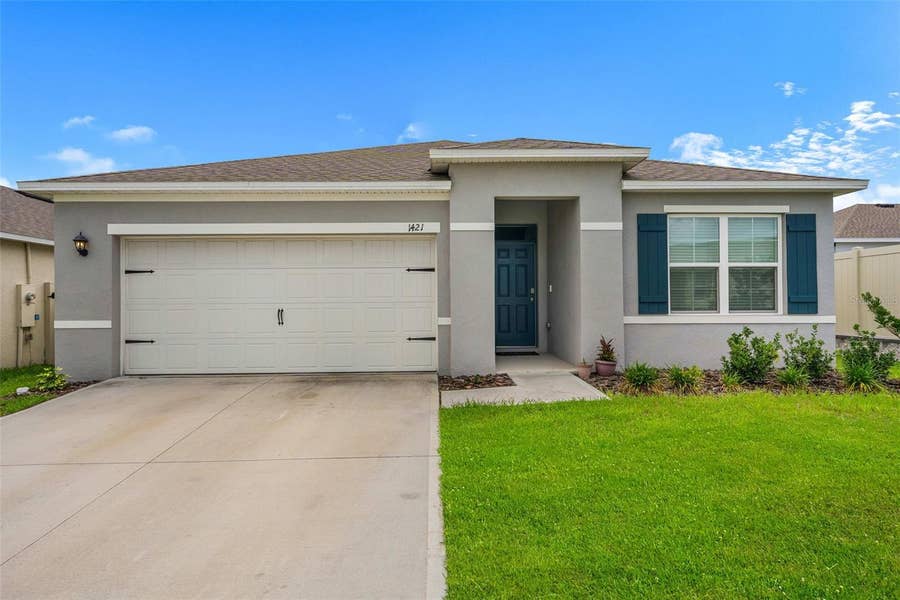 Property photo for 1421 CUMBERLAND AVENUE, Davenport, FL
