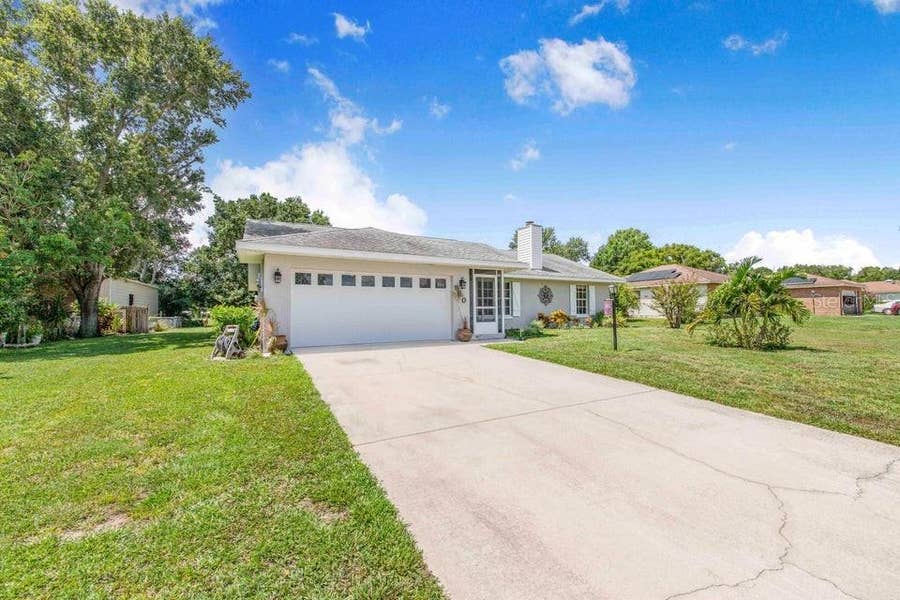 Property photo for 910 LIBERTY LANE, Auburndale, FL